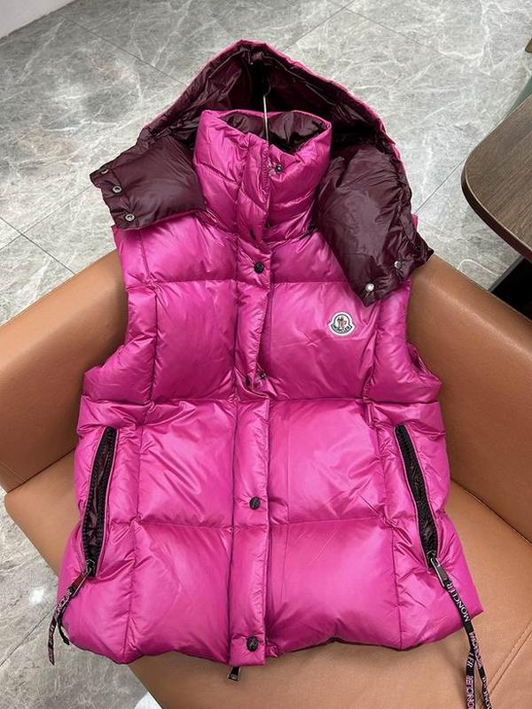 Moncler Women's Outwear 199